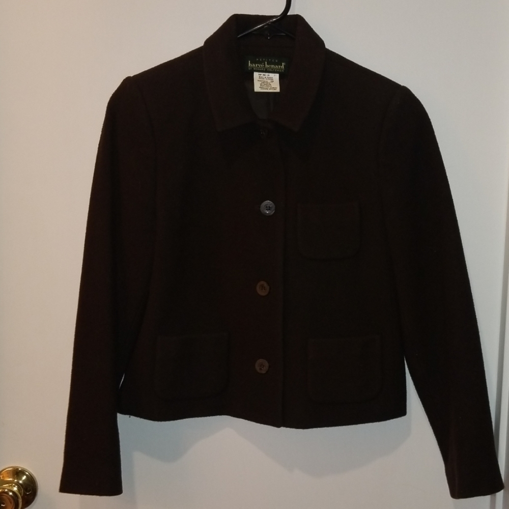 Cropped wool coat. Brown. 2P
